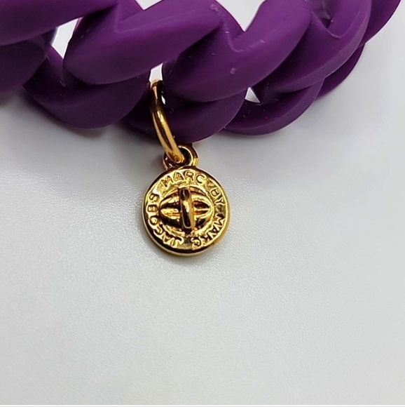 Marc Jacobs Stretch Rubber Chain Bracelet. - Picture 2 of 6